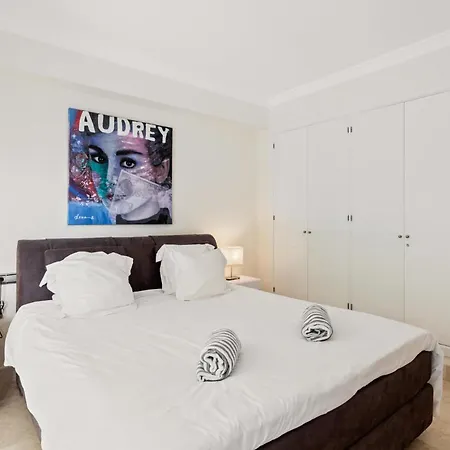 Aloha Smile Apartment *