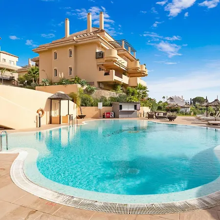 Aloha Smile Apartment Marbella