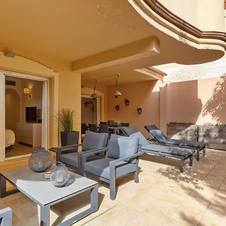 Aloha Smile Apartment